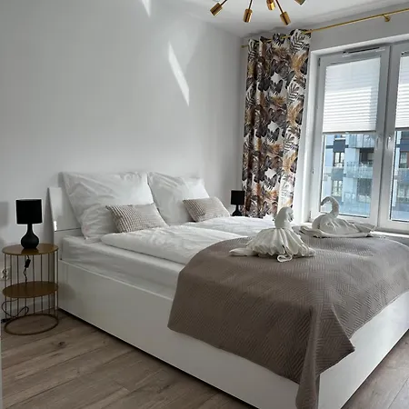 Gold 205 - Mazowiecka Park Apartment Kolobrzeg